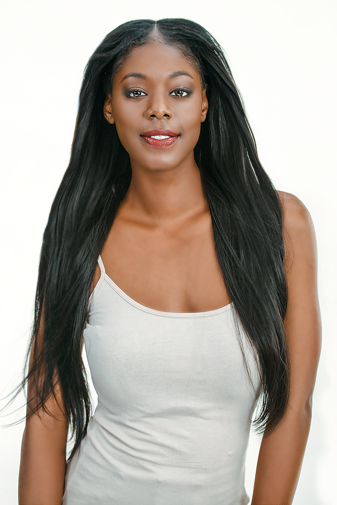 ***SALE!!*** Salon Collection Natural Straight